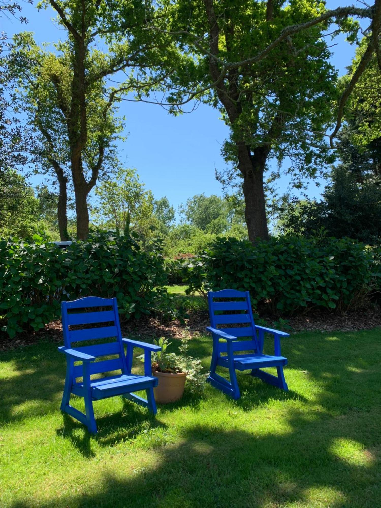 La Gentilhommiere Bed & Breakfast Treffiagat Exterior photo